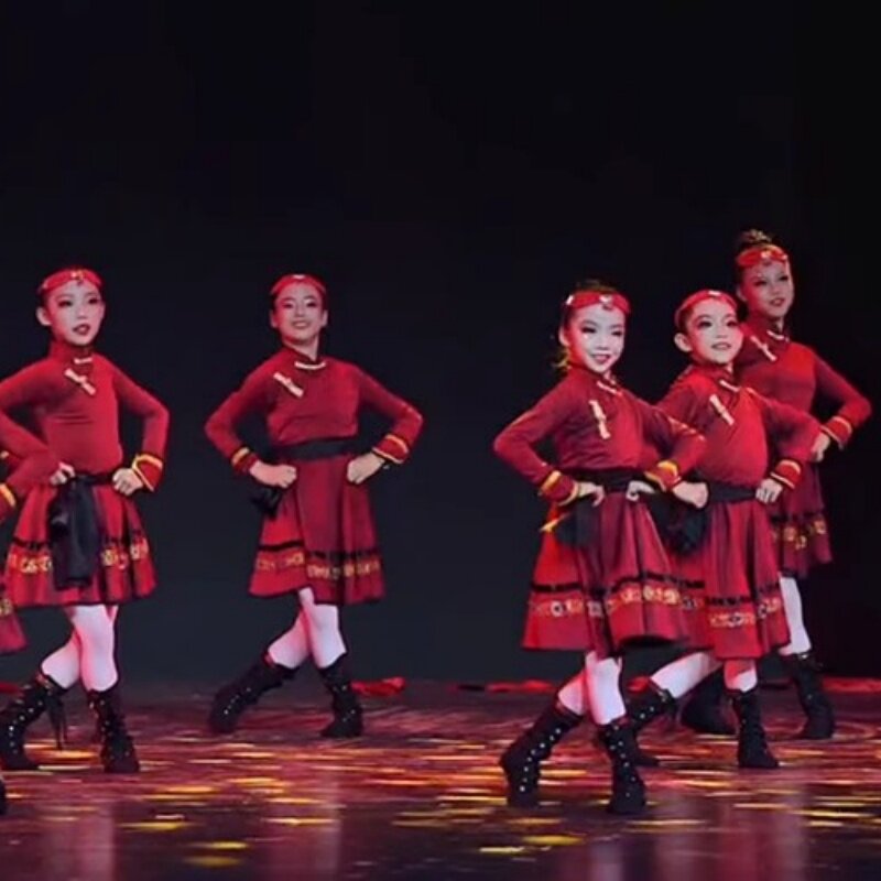 儿童蒙古族白马舞蹈演出服男女筷子舞表演服幼儿园少数民族合唱服