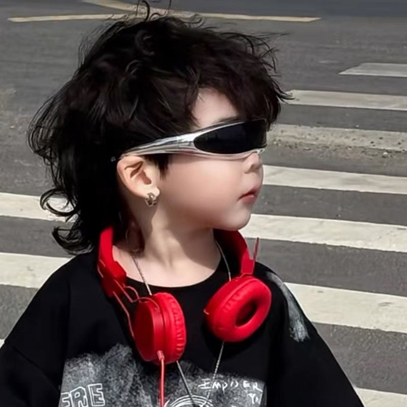 儿童科技感未来感太空眼镜小孩舞台走秀搭配墨镜男童潮拍太阳镜