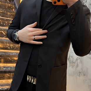 男士春秋季新款2026年休闲西服外套时尚潮流百搭修身休闲舒适简约