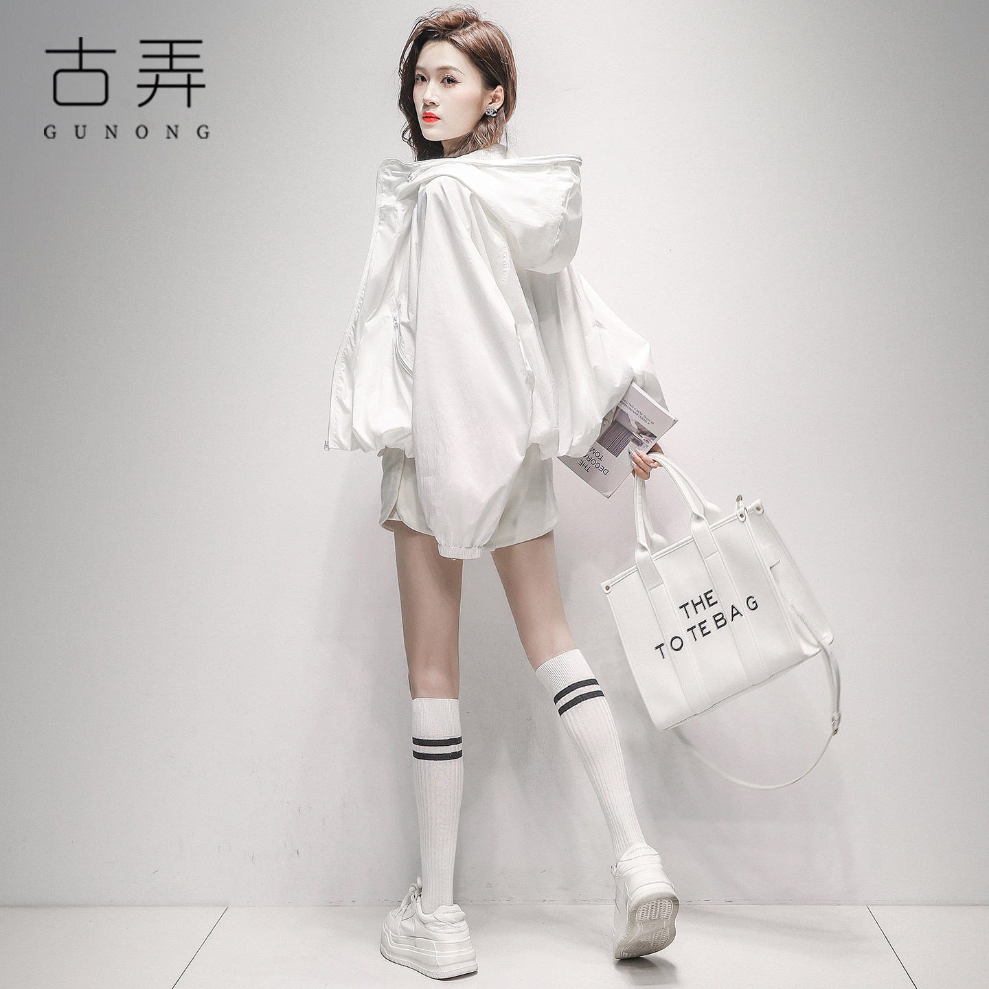 古弄高端女装外套女2026春季新款休闲连帽小个子韩式氛围感上衣潮