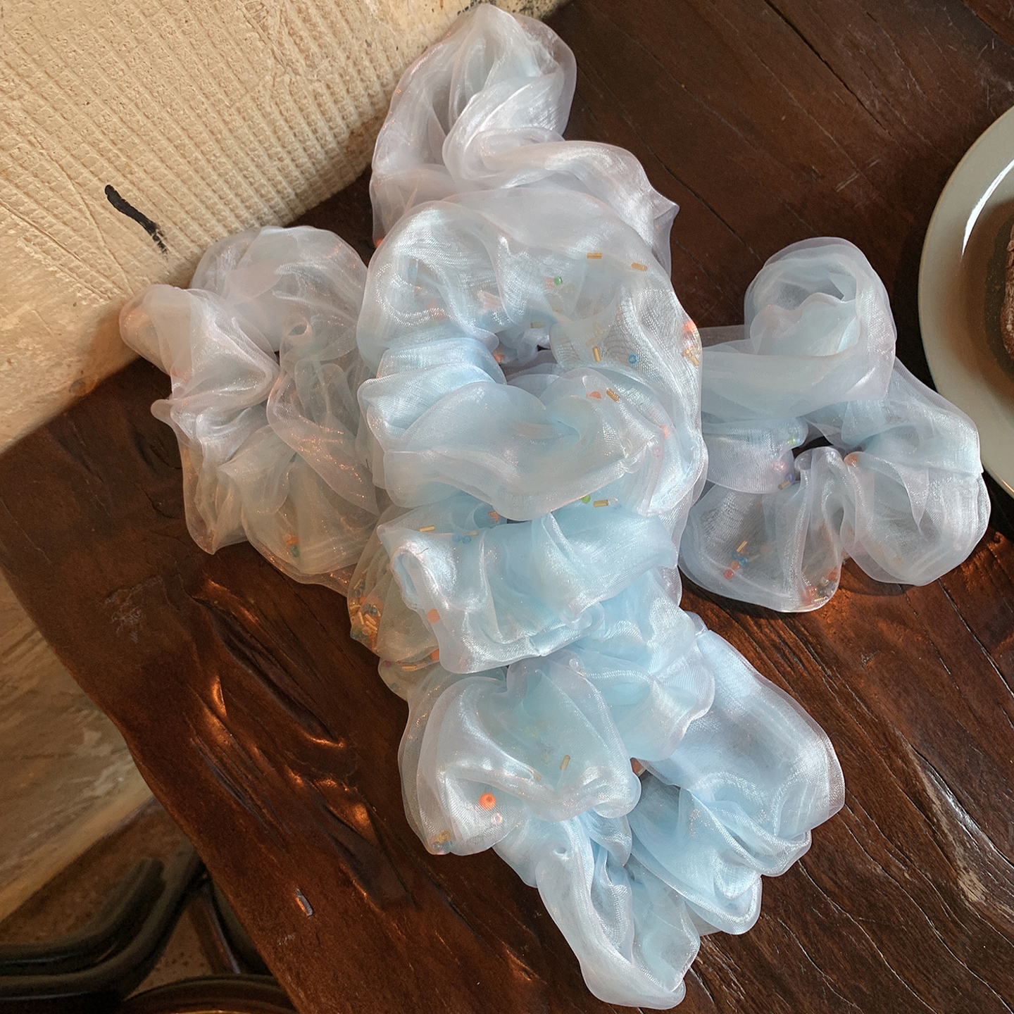 通透蓝色欧根纱发圈珠珠点缀