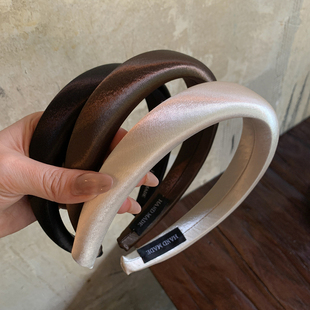 高级感洋气时尚 纯色发箍女款 头箍日常外戴发饰 缎面 泛着亮光