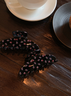 偏爱草莓 高品质醋酸2026巨好看的抓夹大号发量大鲨鱼夹发抓发饰