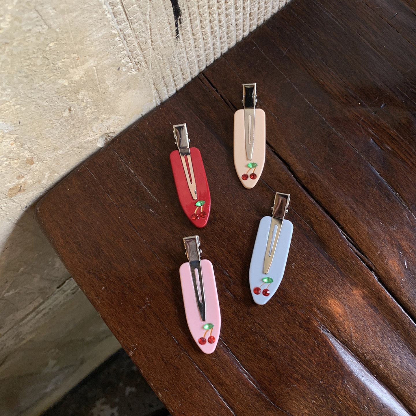 镶钻樱桃鸭嘴夹ins风