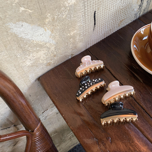 特别 独特漂亮半扎发抓夹女发量少旺多姆鲨鱼夹发饰 珍珠点缀