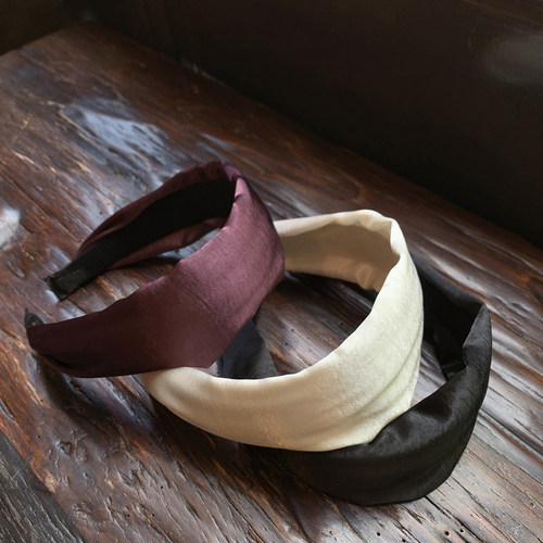 日常外戴光泽感缎面宽边发箍