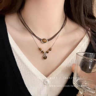 复古皮革虎眼石吊坠项链女款 轻奢小众锁骨链高级感双层叠戴毛衣链