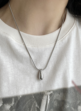 Aaim 冷淡风简约小水滴气质锁骨链女ins项链轻奢小众2025新款叠戴