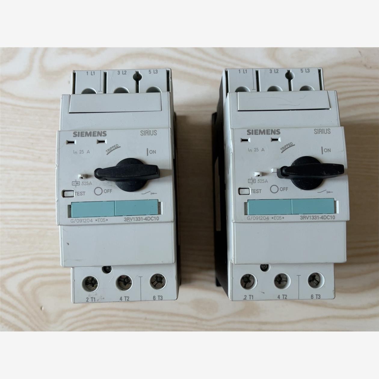 西门子 马达保护器，3RV1331-4DC10，25A，全新议价