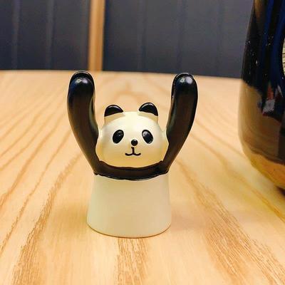 创意卡通举牌小猪励志桌面摆件可爱家居装饰品赠送新年小礼品