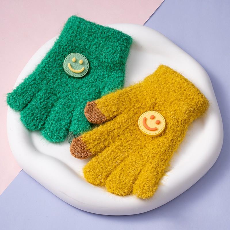 儿童手套秋冬天保暖2025新款男女孩学生防寒可爱宝宝五指毛线针织