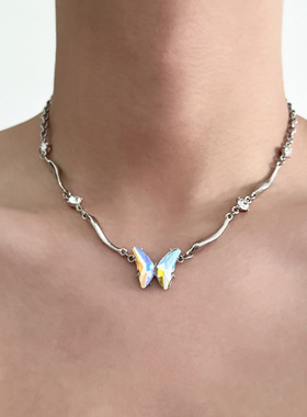蝴蝶渐变颈链女choker高级感锁骨链甜酷辣妹配饰男小众钛钢项链潮