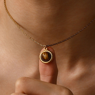 虎眼石吊坠男款潮流高级感小众不掉色美式复古毛衣链子R