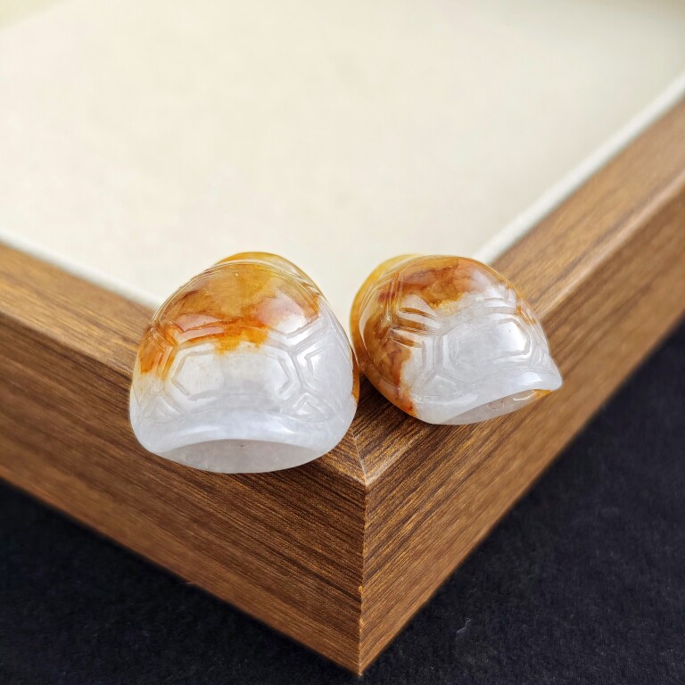 买一送一两个翡翠乌龟壳大尺寸通孔龟甲缅甸a货龟壳手工配件散珠
