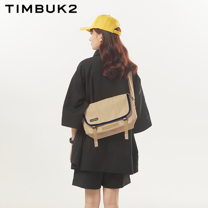 【23年秋冬新品】TIMBUK2燕麦色斜挎包女骑行包邮差包女单肩包男