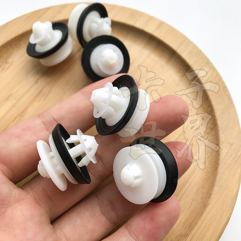 适用奥迪A6LA8 Q5 R8 SQ5 TT车门装饰板门内饰板车门改装固定卡扣