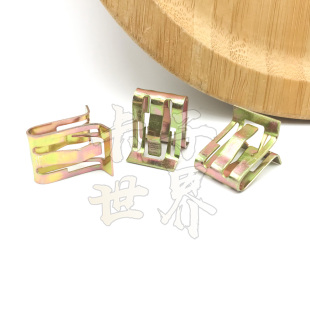 适配克莱斯勒吉普自由光尾门防擦板行李箱后备箱盖饰板铁夹子卡扣