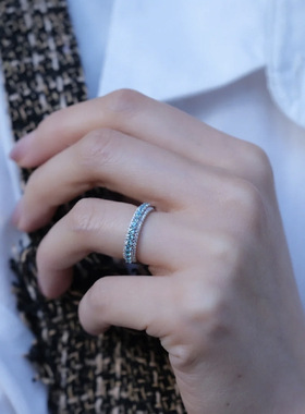 S925银帕拉伊巴排钻戒指