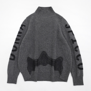 原299 字母点缀前短后长前身底边蕾丝拼接高品质针织上衣 立领衣袖