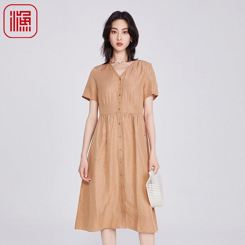 渔女装连衣裙气质简约女神范高级感2025夏季新款刺绣文艺显瘦裙子