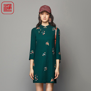 渔服饰裙子女秋冬季新款针织毛呢绣花改良旗袍连衣裙FGFD0040