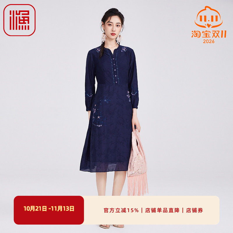 渔牌女早秋2025新款刺绣花连衣裙子气质优雅显瘦中裙半开禁套头群
