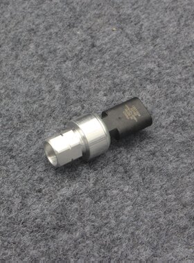 适配jeep指南者克莱斯勒自由客/光牧马人空调压力开关酷博B819D