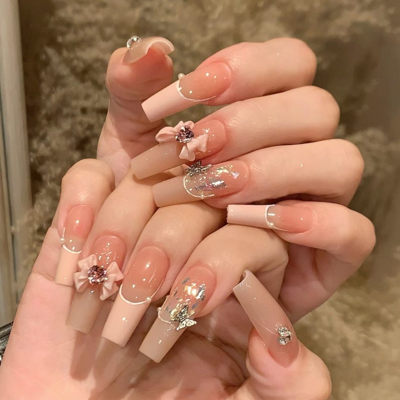 龙心蝴蝶结浅粉色法式长梯型蝴蝶款仙女风美甲成品可拆卸穿戴甲