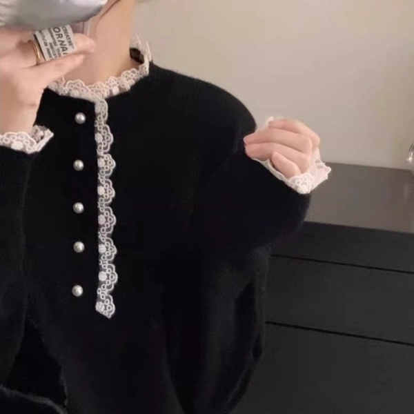 蕾丝拼接半高领德绒保暖大码T恤