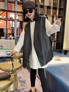 时尚 马甲外套300斤秋季 宽松休闲胖mm马夹上衣 PU皮特大码 欧货无袖