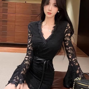 纯欲性感V领蕾丝拼接喇叭袖超大码包臀裙修身显瘦春秋300斤连衣裙