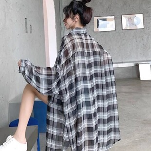 大码港风格子防晒衬衫女300斤春夏慵懒风薄款长袖衬衣开衫外套220