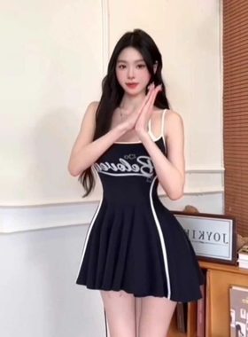 胖mm辣妹运动吊带包臀连衣裙