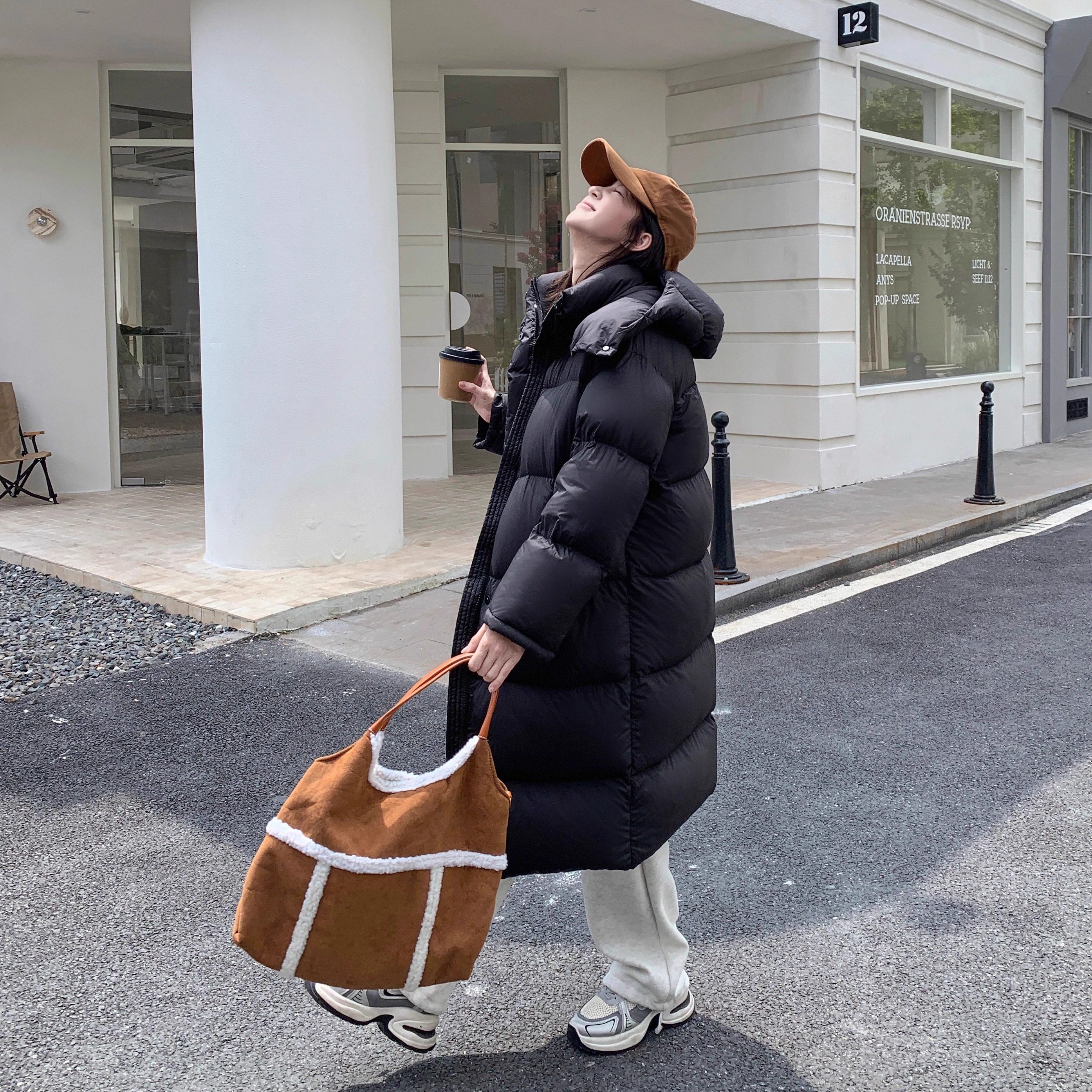 羽绒服女长款2025冬季新款云朵泡芙高级感大被子加厚宽松黑色外套