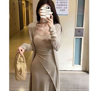 2026春季新款温柔风中长款收腰包臀无袖吊带连衣裙配长款开衫套装