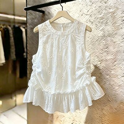 甜妹奶白镂空绣花无袖上衣女