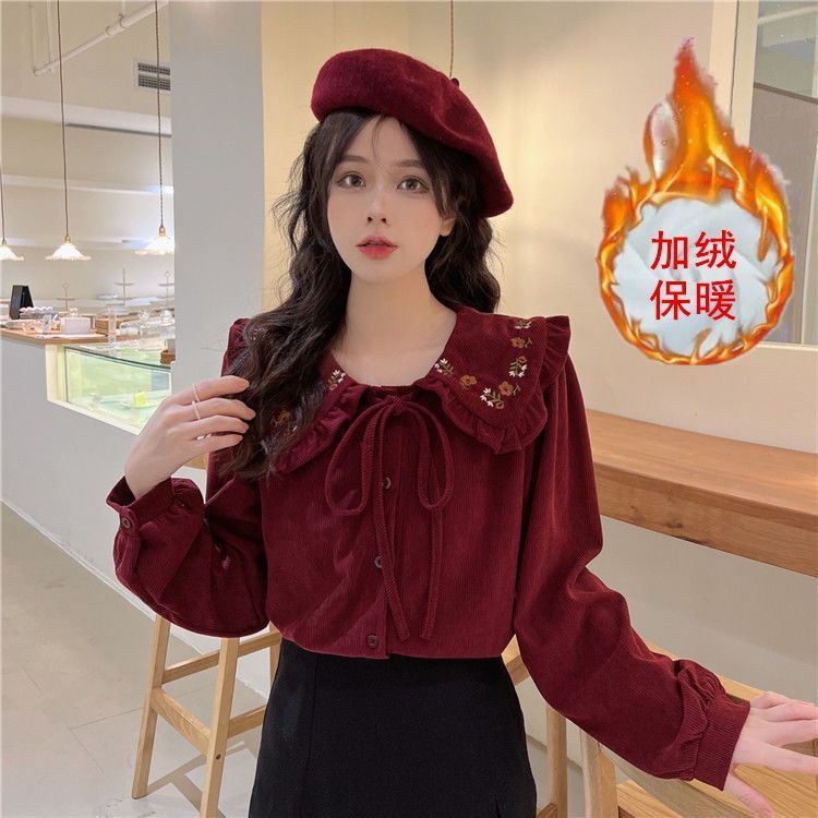 小清新娃娃领绣花宽松灯芯绒衬衫