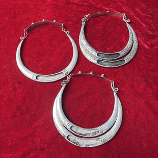 苗银镶苗绣老绣项饰项圈diy底托 手工民族饰品 空心生肖底托