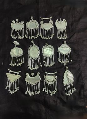 贵州手工民族风苗银diy配件 镶老绣片流苏吊坠项坠底托双小鱼儿