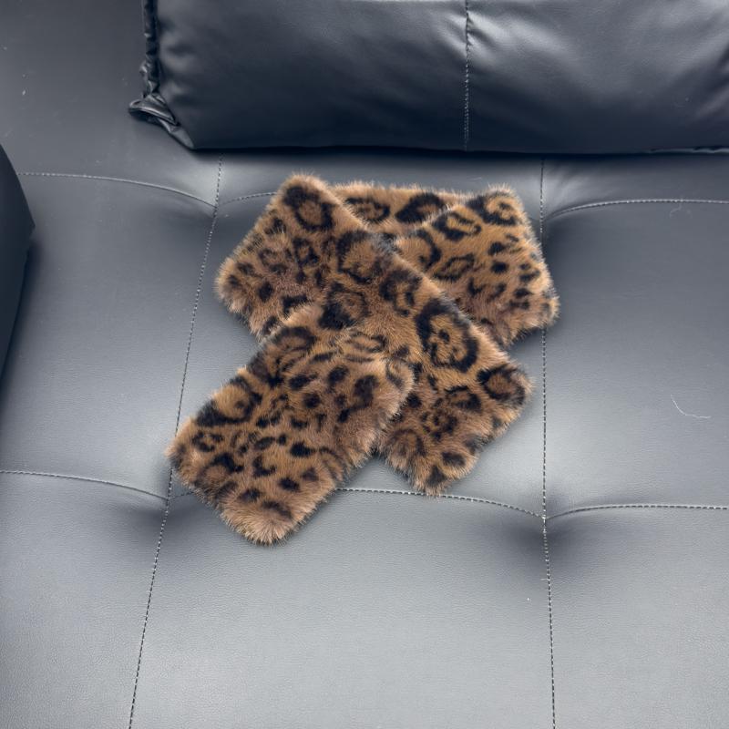 交叉加厚保暖豹纹围脖