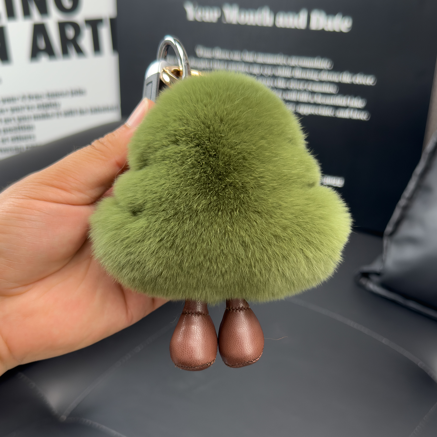 可爱真獭兔毛小树汽车钥匙扣挂件