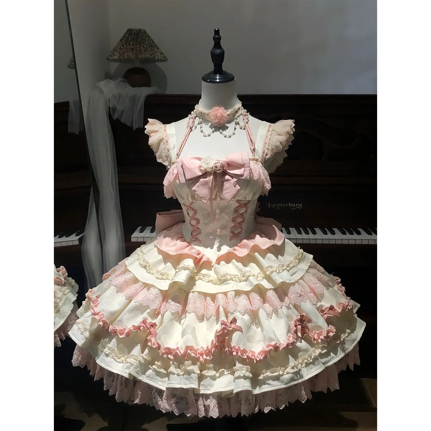 粉色华丽优雅lolita花嫁连衣裙