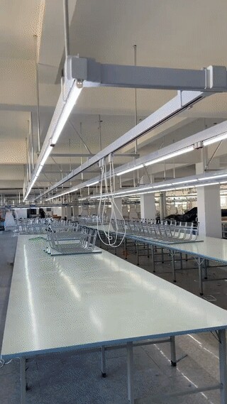 服装厂照明母线槽缝纫车间流水线照明配件新型供电滑式桥架灯架