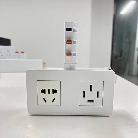 服装厂照明母线槽缝纫车间流水线照明配件新型供电滑式桥架灯架