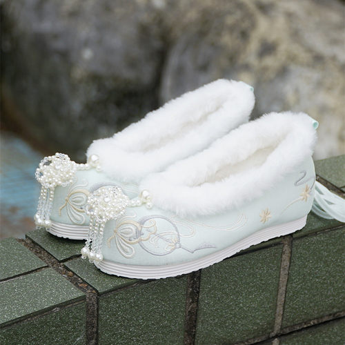 冬季搭配古风汉服棉鞋子女绣花内增高明制古装加绒加厚棉靴马面群