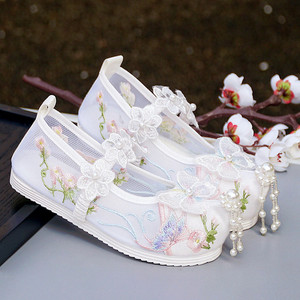 中国风女童绣花手工汉服布鞋