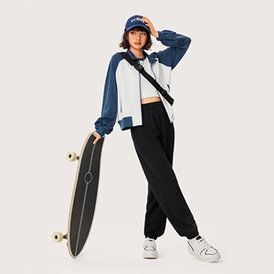 李宁2024秋运动潮流针织时尚宽松休闲束脚卫裤女子AKLU570