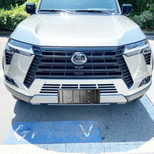 适用于雷克萨斯GX车牌框车牌架牌照托工程塑料牌照底座护板新车件