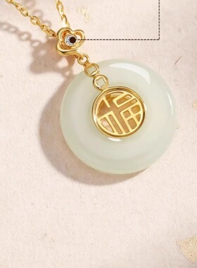 福牌钰项链方正大气福牌雕刻精美传统吉祥纹样古典优雅风格中式