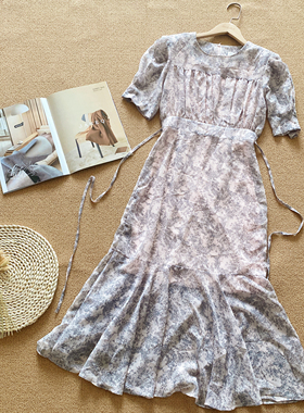 韩国东大门2026春季新款时尚百搭显瘦长袖连衣裙收腰女中长款裙子